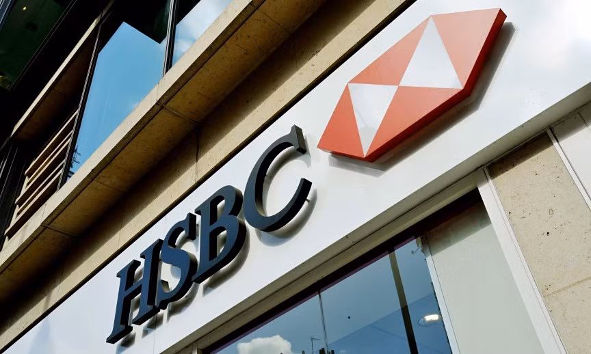 4. HSBC Holdings, với vốn hóa thị trường: 191,43 tỷ USD. Ngân hàng này có 125 triệu khách hàng giao dịch tại gần 7.000 chi nhánh trên toàn cầu. Với giá trị vốn hóa đạt 191,43 tỷ USD, HSBC trở thành ngân hàng lớn thứ 4 trên thế giới.