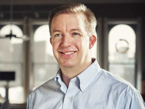 CEO của công ty SmartThings - ông Alex Hawkinson.