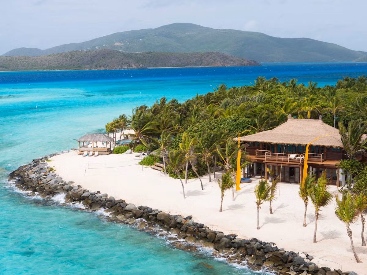 Khởi nghiệp từ những năm 70 đến nay, Branson đã cho ra mắt hơn 400 doanh nghiệp trong tập đoàn Virgin, với nhiều lĩnh vực khác nhau mà ít ai có thể hình dung được: hàng không, khách sạn, viễn thông, ngân hàng và cả du lịch vũ trụ. Có lẽ món "đồ chơi" nổi tiếng nhất của tỷ phú Branson là hòn đảo Necker. Đây là nơi trú ngụ thường xuyên của Branson. Ông đã mua hòn đảo này từ những năm 1970 với giá 180.000 USD, mất 5 năm và 10 triệu USD để xây dựng resort trên đảo, giờ trị giá của hòn đảo đã lên hơn 60 triệu USD. Nếu muốn thuê trọn hòn đảo trong một đêm, khách hàng phải trả 60.000 USD.