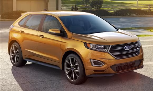2015 Ford Edge. Một trong những điểm đáng chú ý nhất của Edge là việc bổ sung một loạt công nghệ tiên tiến nhằm tăng sự thoải mái và an toàn cho người dùng. Bao gồm: công nghệ hỗ trợ tài xế như hệ thống lái thích ứng, hệ thống hỗ trợ đỗ xe tự động, hệ thống kiểm soát hành trình thích ứng với camera 180 độ, hệ thống cảnh báo va chạm tích hợp hỗ trợ phanh...