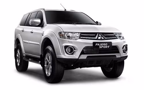 Mẫu xe Mitsubishi Pajero Sport G.4WD.AT sản xuất năm 2014.