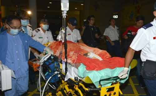 Trùm bất động sản Hong Kong chết do nút chai sâm-panh...bắn vào đầu.