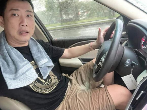 Nhat duoc vi tien, chong Oc Thanh Van xu ly cuc dang yeu