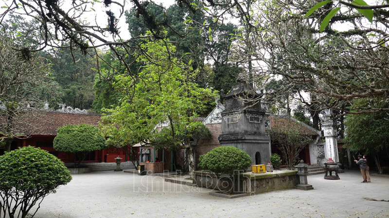 Sự trầm lắng bao phủ lên toàn bộ không gian di tích