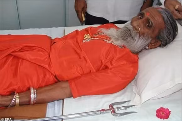 Su that 'nga ngua' ve tu si khong an uong suot 78 nam-Hinh-3