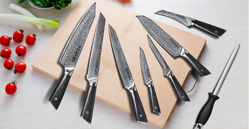  11. Dao sắc an toàn hơn dao cùn. Một con dao sắc bén sẽ giúp bạn cắt thực phẩm dễ dàng mà không cần dùng nhiều sức. Vì vậy, bạn cũng có thể điều khiển chúng dễ dàng hơn. Nếu bạn có nhỡ cắt phải tay, vết thương thường nhỏ và không nghiêm trọng. 