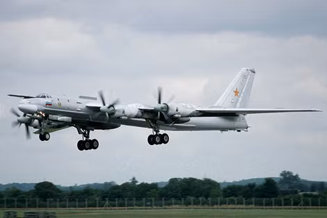 Tu-95 đã thực hiện thành công các cuộc hạ cánh ở Bắc Cực.