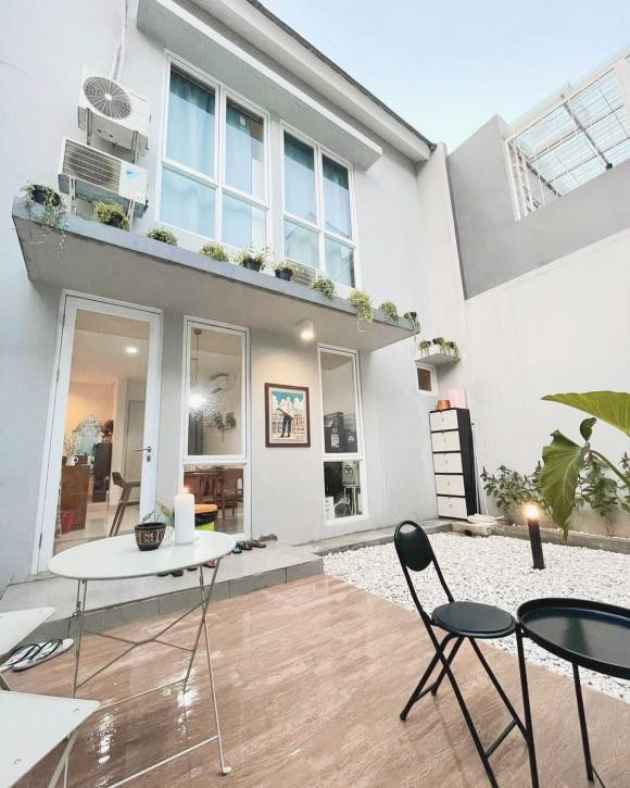 Thiết kế nhà hai tầng với cách bài trí nội thất "ghi điểm" Thiet ke nha hai tang voi cach bai tri noi that