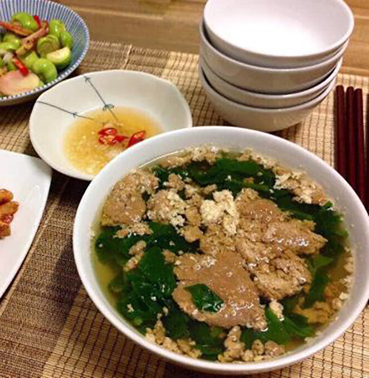 Trung bình một ngày, mỗi hộ nông dân ở đây cũng thu hoạch được 7 kg cáy và những ngày cao điểm, có hộ thu về hơn 15kg cáy