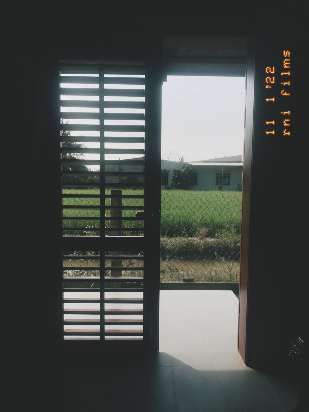 Nha vuon o Long An, lay y tuong tu cong trinh co, canh cua doc la-Hinh-9