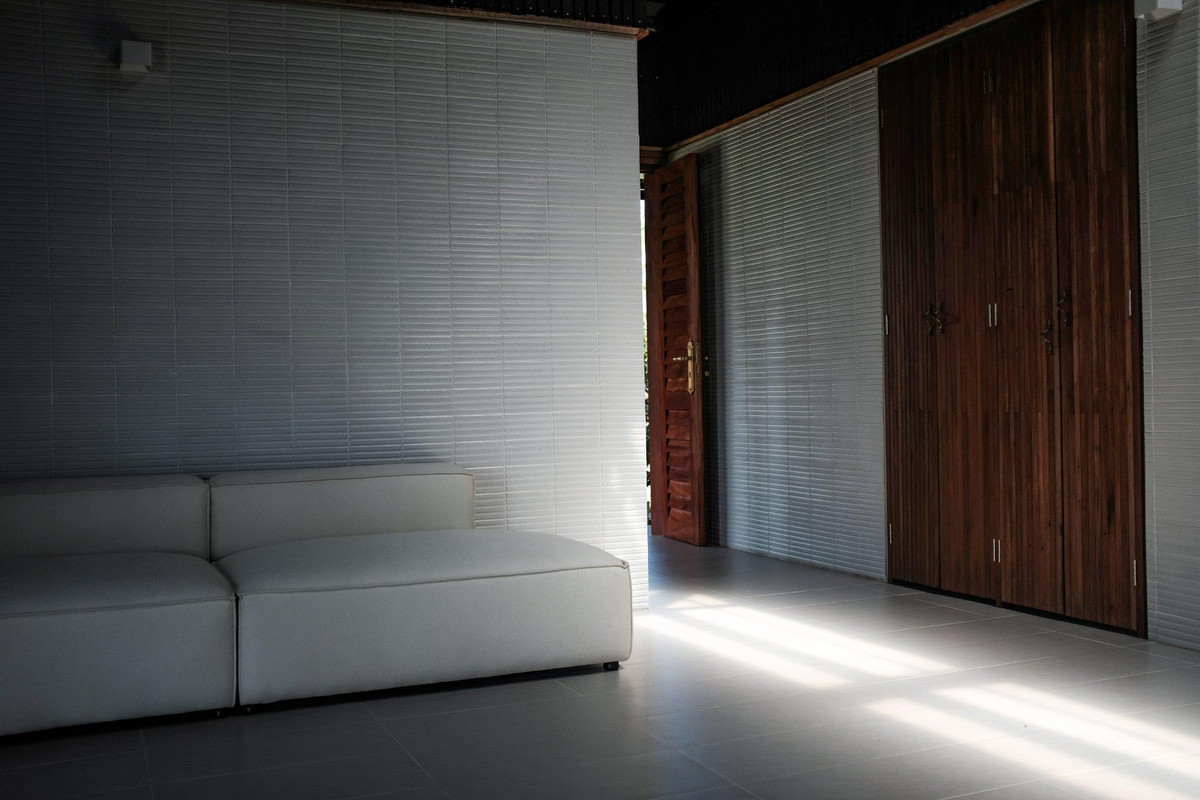 Nha vuon o Long An, lay y tuong tu cong trinh co, canh cua doc la-Hinh-13