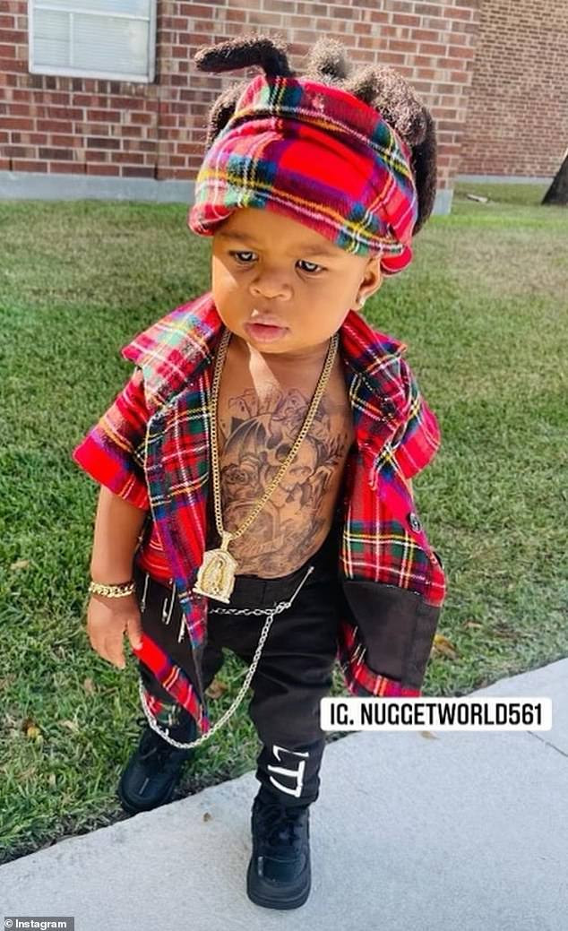 Ba me cho con trai “xam” kin nguoi nhu “xa hoi den” gay tranh cai-Hinh-12