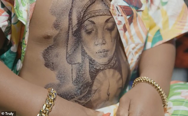 Ba me cho con trai “xam” kin nguoi nhu “xa hoi den” gay tranh cai-Hinh-13