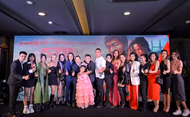 The Rock Viet Nam: Dong phim “578” vat va hon ca thi dau vat