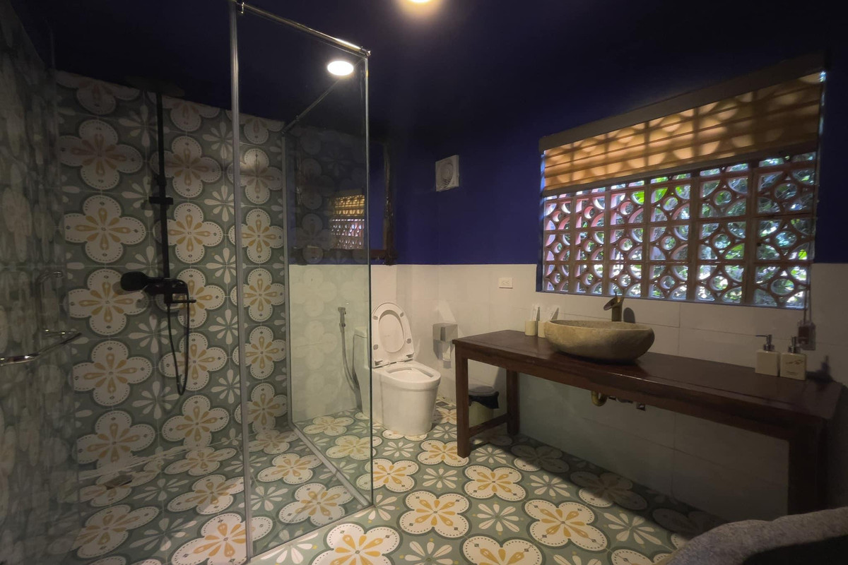 Nha san 150m2 o Hoa Binh, hien long gio, bon tam bang da nguyen khoi-Hinh-19