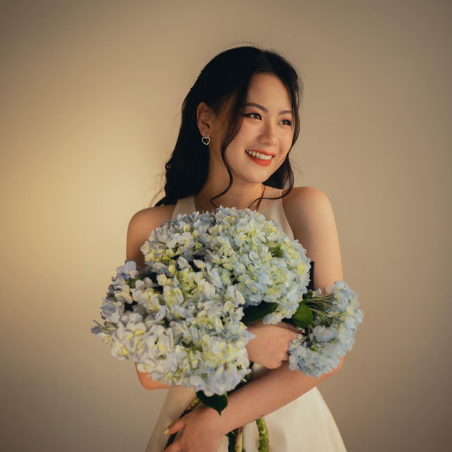 Cô luôn thể hiện mình là một biên tập viên rất am hiểu về thể thao và có những phân tích, bình luận theo góc nhìn của một chuyên gia