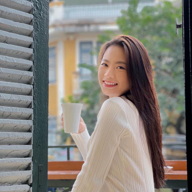 Quỳnh Hương cho biết thêm, theo dõi Seagames năm nay, cô ấn tượng nhất là cô gái vàng Wushu Việt Nam Dương Thuý Vi.