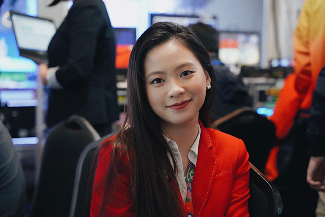 Quỳnh Hương cho biết: "Được xem trực tiếp từ đầu đến cuối các bạn của ĐT Dancesport thi đấu, mình như thấy bản thân của vài năm trước khi được đứng trên sân đấu".