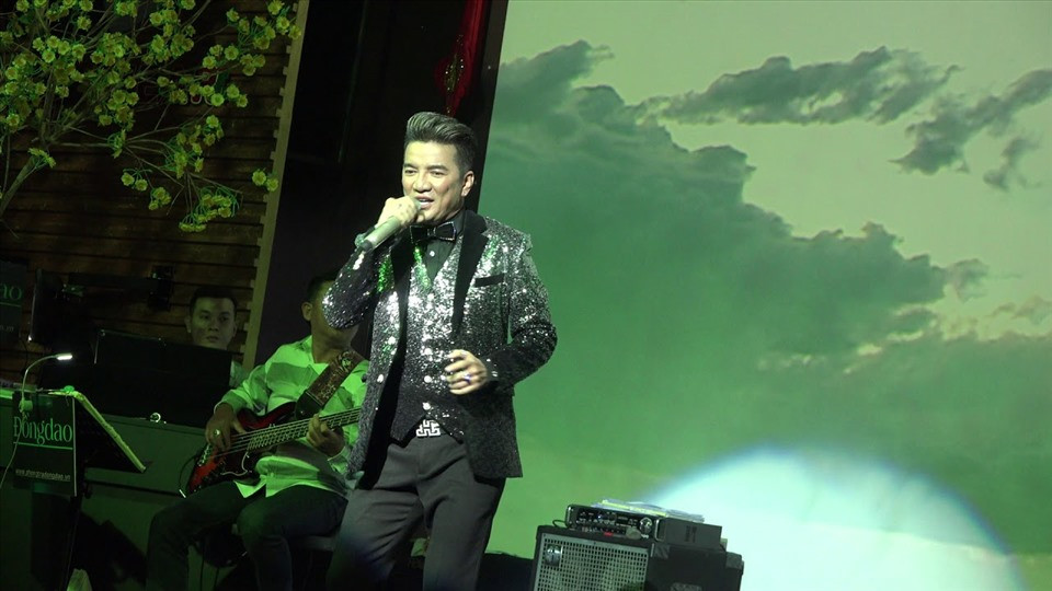 Mr.Dam noi ve viec ba Phuong Hang tuyen bo mua ve show o Da Lat