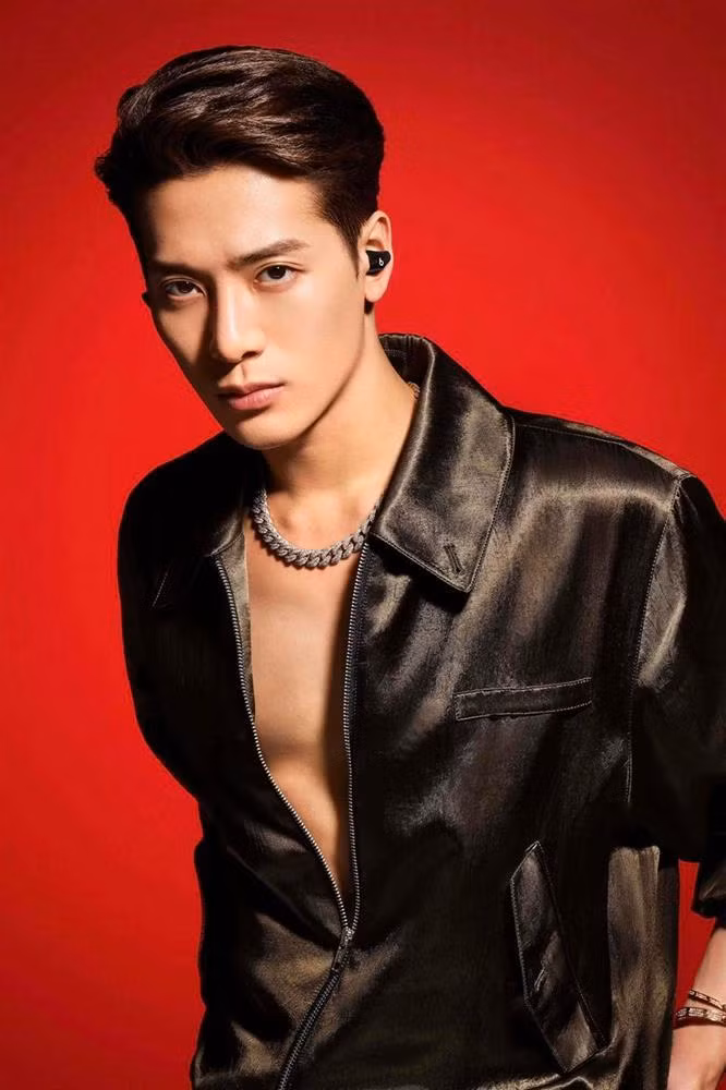 Jackson (GOT7) len tieng thong tin 