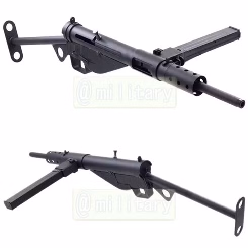 Thứ ba là tiểu liên Sten của Anh, súng có cỡ đạn 9x19mm, chiều dài 900mm; trọng lượng súng nặng 3,48kg, sử dụng hộp tiếp đạn 32 viên; tầm bắn hiệu quả từ 50-100m. Tiểu liên Sten được thiết kế và phát triển ở nhà máy vũ khí Enfield năm 1940, được sản xuất hàng loạt từ năm 1941 và là tiểu liên chính của Quân đội Anh trong Chiến tranh thế giới thứ 2.