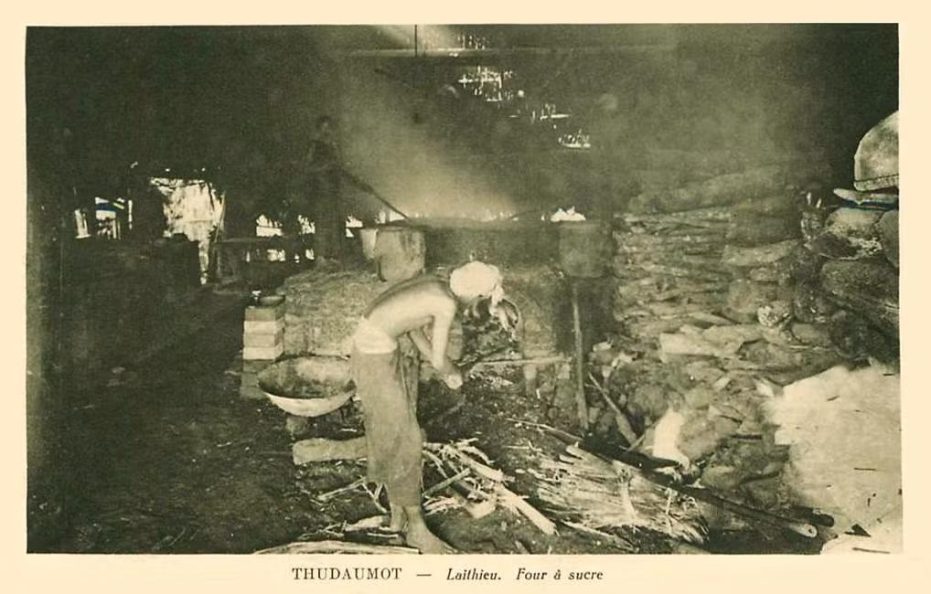 Lò nấu đường ở Lái Thiêu. Ảnh tư liệu.