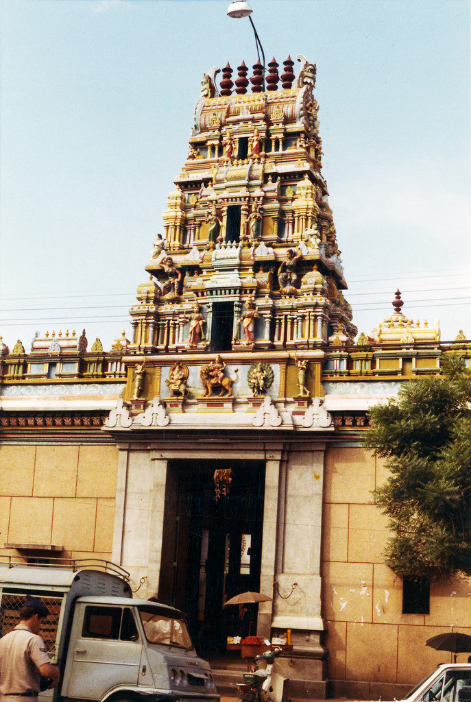 Đền thờ Bà Mariamman của đạo Hindu trên đường Trương Công Định (nay là đường Trương Định). Ảnh: Kemper14.