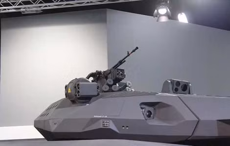 Cận cảnh tháp pháo của PL-01 được tích hợp nhiều khí tài trinh sát tối tân, trang bị giá điều khiển vũ khí tự động lắp súng 7,62mm.