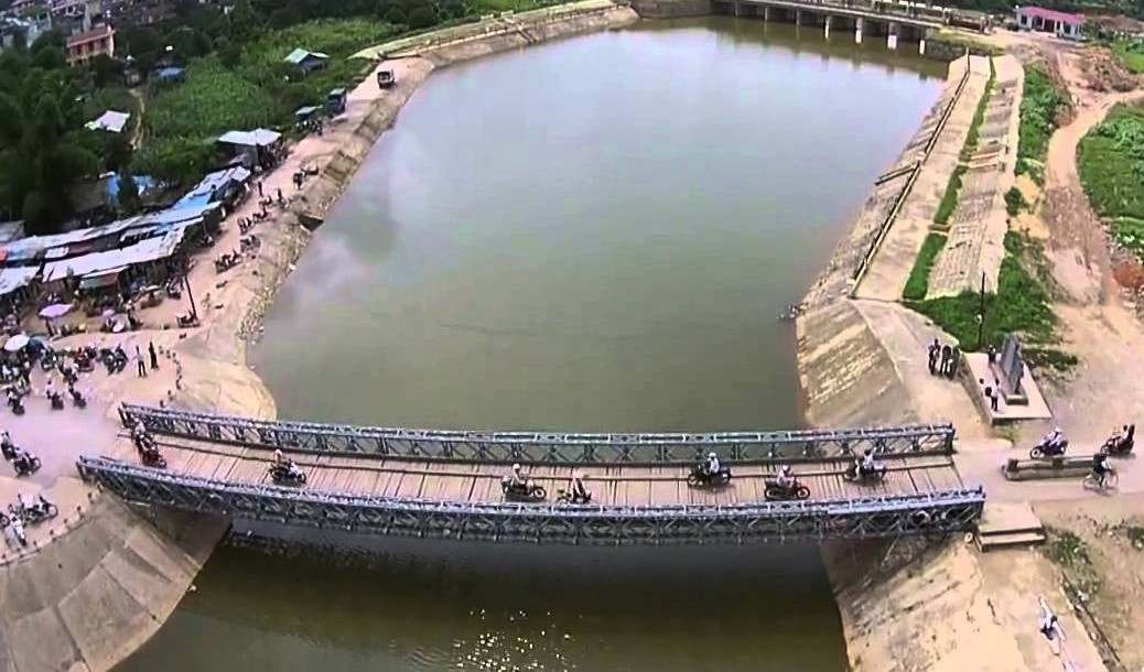  Trước năm 2003, Điện Biên là vùng đất thuộc tỉnh Lai Châu. Đến tháng 11/2003, Quốc hội quyết định tách tỉnh Lai Châu thành hai tỉnh là Lai Châu và Điện Biên. 