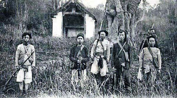 Mục đích đầu độc quân Pháp để chiếm Hà Nội, thêm sự tiếp ứng và chỉ đạo từ bên ngoài của nghĩa quân Hoàng Hoa Thám, cùng sự tham gia của nhà cách mạng Phan Bội Châu trong việc vạch kế hoạch, để tạo cuộc khởi nghĩa đánh đuổi người Pháp.