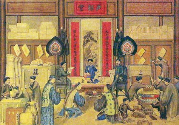 Luật kỵ húy du nhập vào nước ta thời Bắc thuộc, được các triều đại phong kiến Việt Nam áp dụng. Theo các tài liệu lịch sử, triều Nguyễn có nhiều lần ban lệnh kỵ húy nhất với 22 lệnh. Vua Thiệu Trị là hoàng đế ra lệnh nhiều nhất. Trong 5 năm làm vua, ông hạ 8 lệnh kiêng húy.