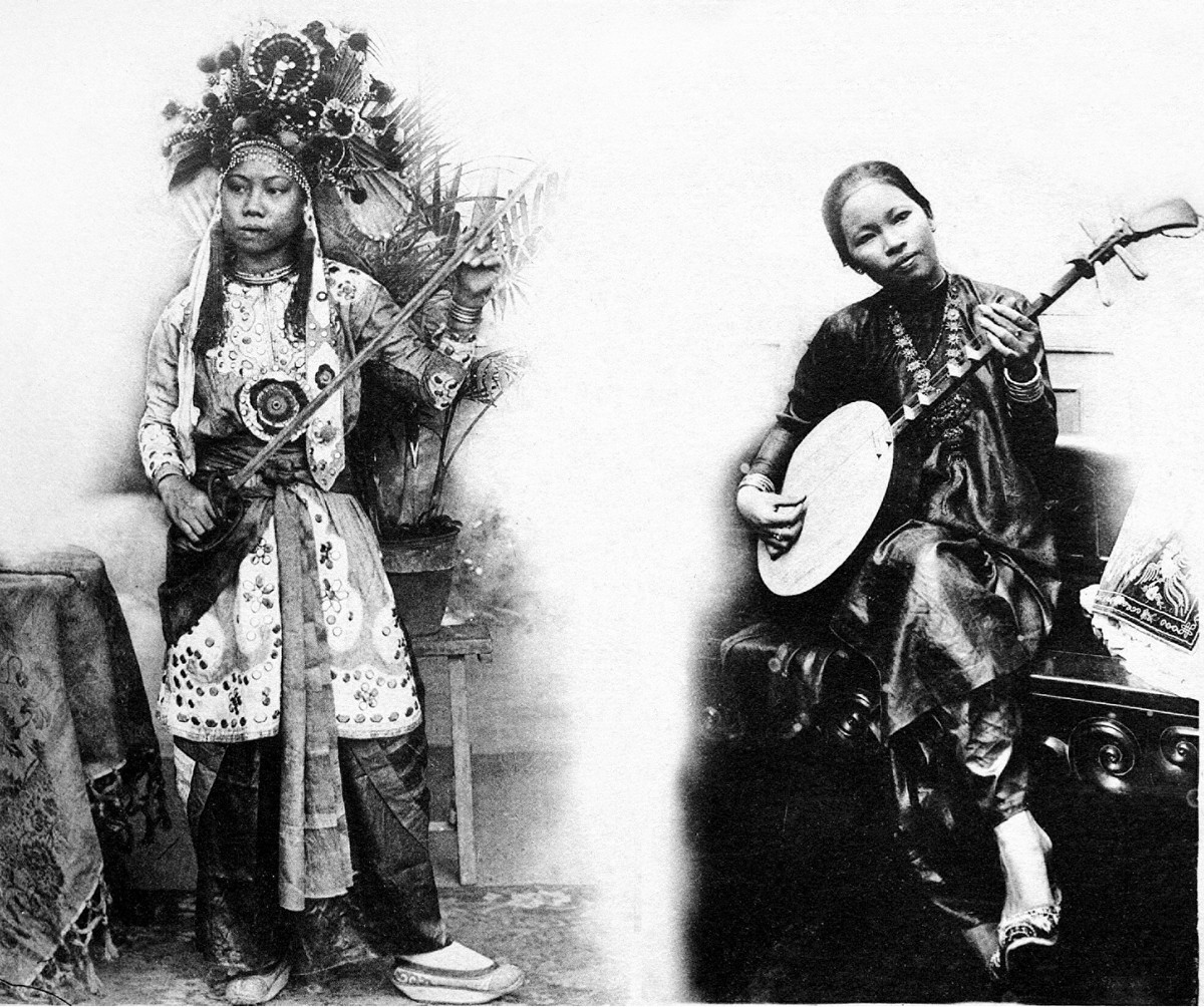 Đào hát và nữ nhạc công Nam Kỳ.