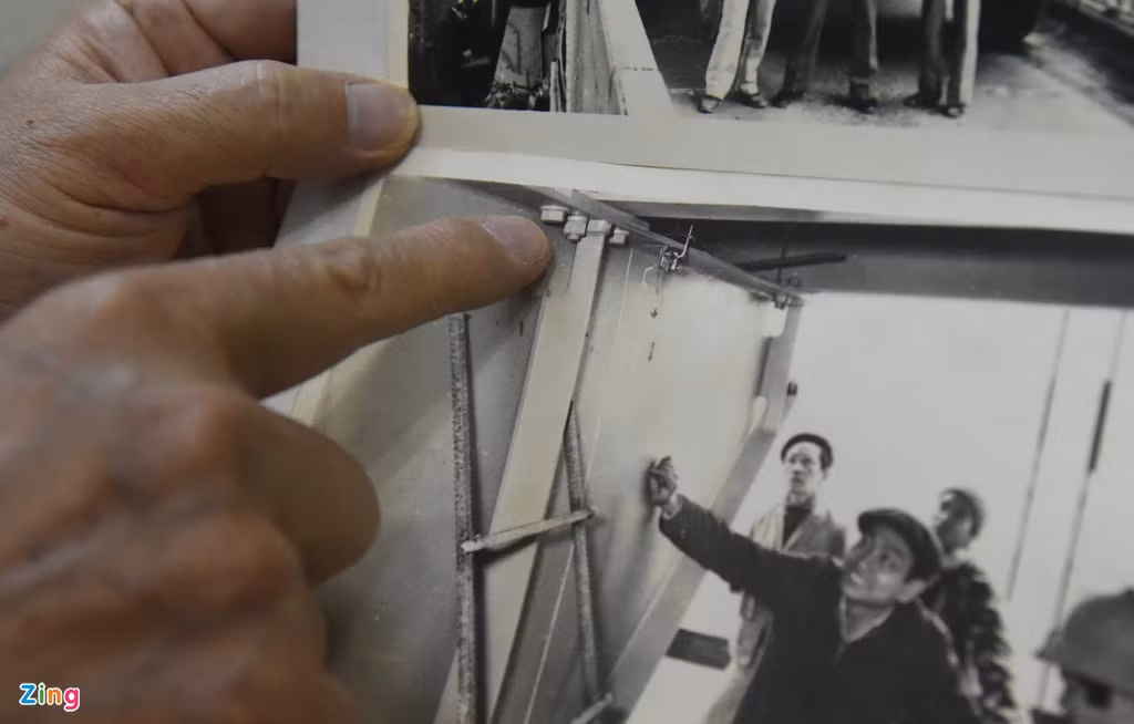 br/> Kể từ đây, các đoàn chuyên gia Liên Xô bắt đầu có mặt tại công trường và tiếp tục công tác xây dựng. Họ đã thay đổi một số thiết kế cũ theo hướng hiện đại hơn. Đơn cử việc thay công nghệ đinh tán (từng được áp dụng tại cầu Long Biên) bằng bu lông cường độ cao giúp công trình bền vững hơn.