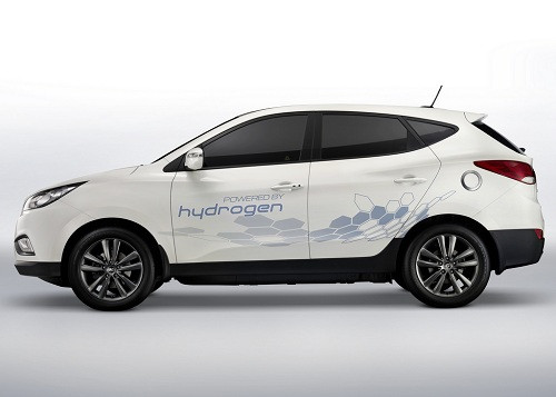 Chiếc Tucson Fuel Cell của hãng Hyundai chạy bằng....phân.