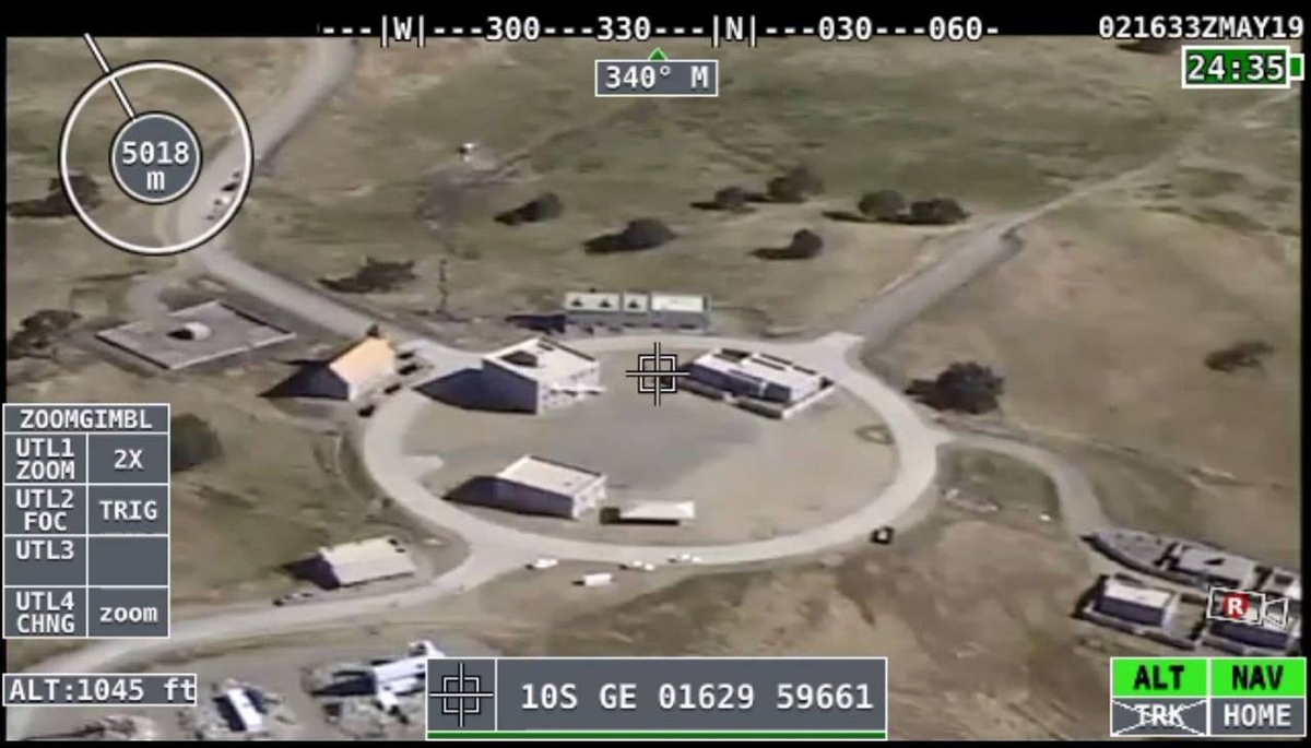 Trong xung đột Ấn Độ - Pakistan, Ấn Độ đã sử dụng các drone cảm tử để tấn công cơ sở hạ tầng khủng bố. Tuy nhiên, các drone này không có khả năng tự động cao như Red Dragon và phụ thuộc nhiều vào GPS, khiến chúng dễ bị "bẻ gãy". Một yếu tố khác khiến Red Dragon hoàn toàn khác biệt so với các drone thông thường là khả năng tự quyết định. Red Dragon không cần người điều khiển chọn mục tiêu. 