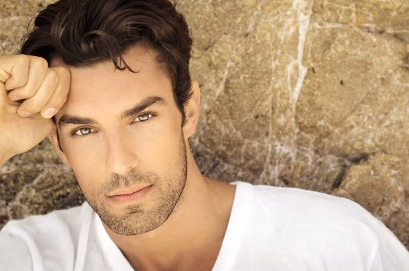 Dưới sự hỗ trợ của quý nhân, những người đàn ông này từ trẻ đã thường đạt được thành tích xuất sắc. Dù tầm nhìn và tư duy có thể chưa đi đến đỉnh cao bởi tuổi tác còn ít, nhưng vẫn duy trì được vận may trong công việc.