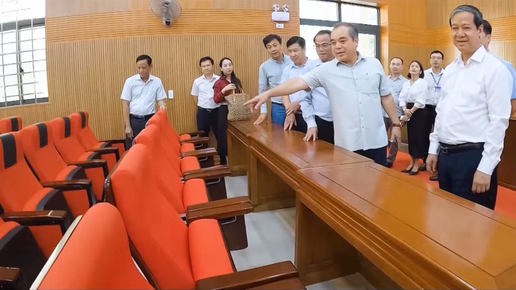 Quang Ngai co hon 14.500 thi sinh dang ky thi tot nghiep THPT-Hinh-2