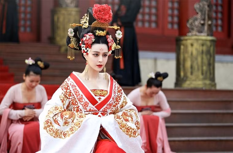 Thừa nhận đó vai diễn là một thử thách nhưng nàng Hoa đán thừa nhận ước mơ của cô đã thành sự thật khi được hóa thân vào nhân vật mà mình yêu thích bấy lâu nay.