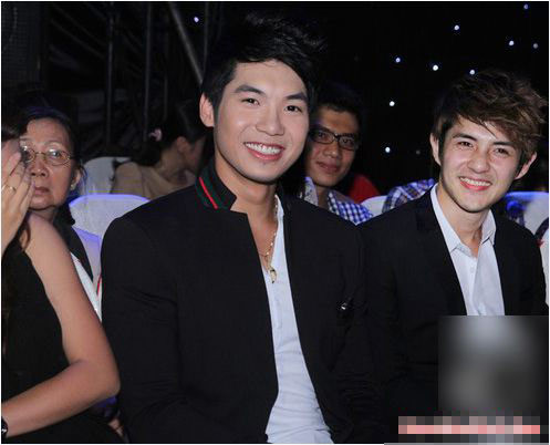 Những hình ảnh khiến nam người mẫu điển trai mất điểm.