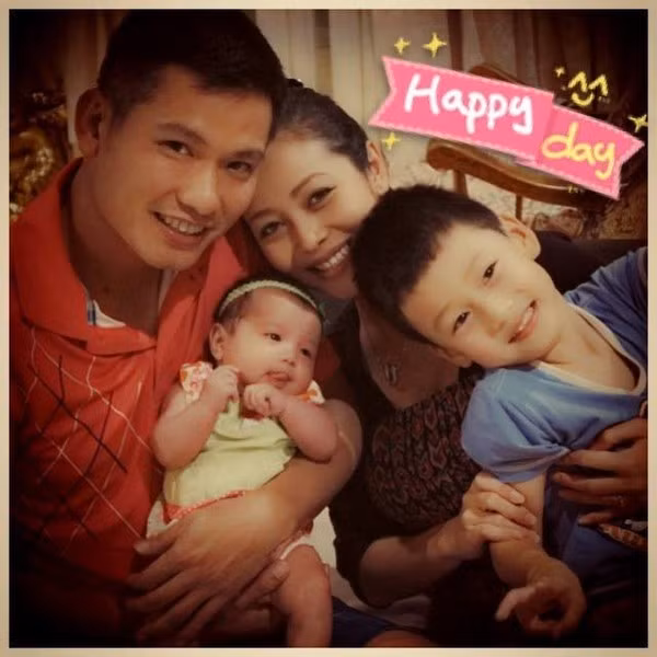 Tháng 12/2012, đám cưới lần hai của Jennifer Phạm và doanh nhân Đức Hải được coi là một trong những sự kiện đình đám nhất của làng giải trí Việt. Ở thời điểm kết hôn, nhiều nguồn tin nghi ngờ khi đó Jenni đã mang bầu được 3 tháng. Tuy nhiên cô hoàn toàn im lặng trước những thông tin này.