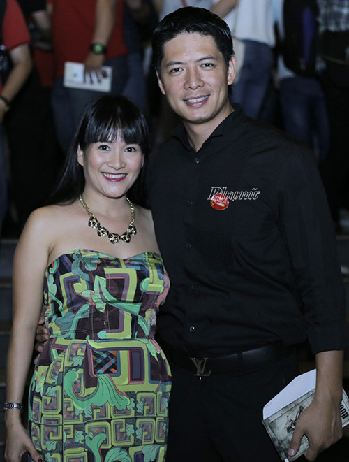 Vợ chồng nam diễn viên kiêm MC Bình Minh.