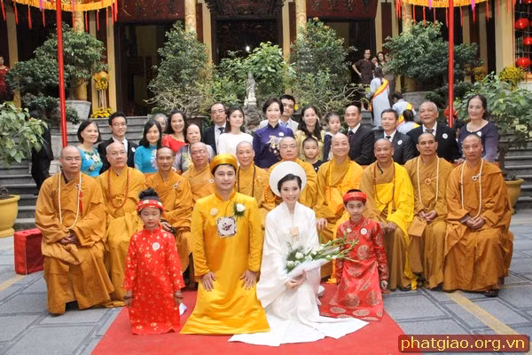 Con gai dai gia Nam Cuong to chuc dam cuoi hoanh trang-Hinh-18