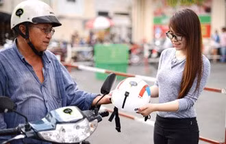 GrabBike hưởng 20% trên cước phí mỗi chuyến “xe ôm” kết nối thành công.