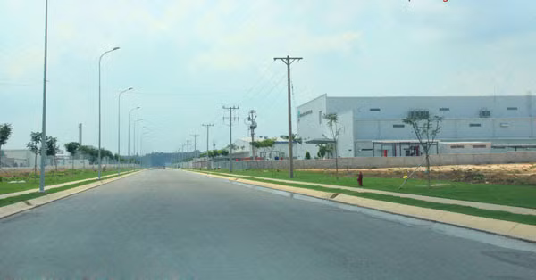 ... cùng hệ thống chiếu sáng hoàn thiện.