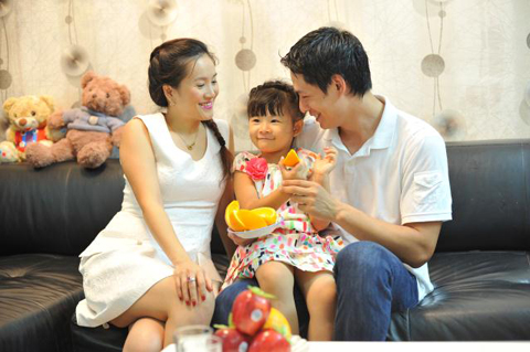 Sau thời gian làm quản lý ở những khách sạn 5 sao hàng đầu TP HCM, cưới chồng rồi sinh con, đến giờ, chị lại về một nơi gắn bó nhiều với sự dạy - học là Hội đồng Anh, nhưng để làm quản lý dự án nghệ thuật.