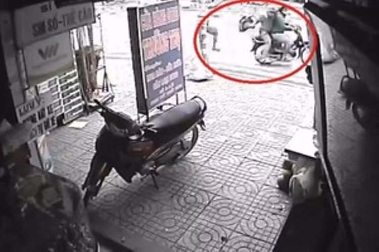 Qua camera anh ninh ghi lại, CQĐT bước đầu đã nhận dạng được băng cướp và kêu gọi chúng sớm ra đầu thú để được khoan hồng