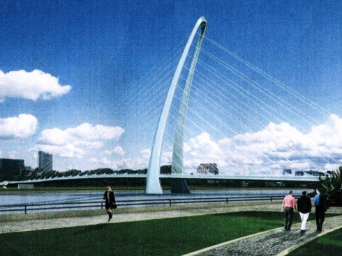 Cầu Thủ Thiêm 2 dài hơn 850m, rộng 19,3m với 4 làn xe, có tổng vốn đầu tư 2.300 tỷ đồng. Cầu sẽ nối từ quận 1 sang KĐT mới Thủ Thiêm, quận 2 (với hướng tuyến ngã tư Lê Duẩn- Đinh Tiên Hoàng qua giao lộ Tôn Đức Thắng- Nguyễn Hữu Cảnh, qua nhà máy đóng tàu Ba Son để nối với Thủ Thiêm).