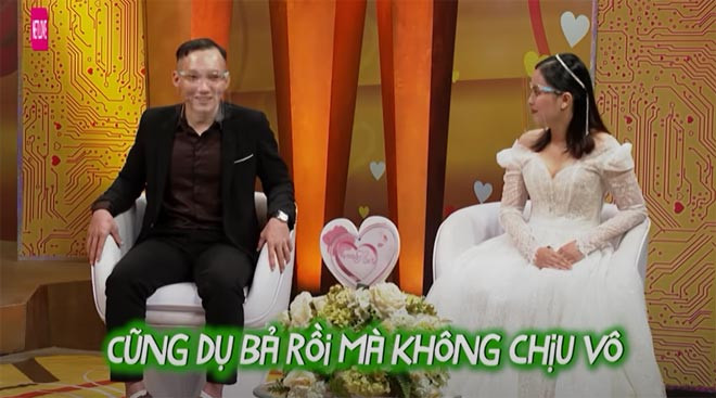 Ban trai nam lan bay luot ru vao khach san, co gai nhat quyet tu choi vi ly do dac biet nay-Hinh-6