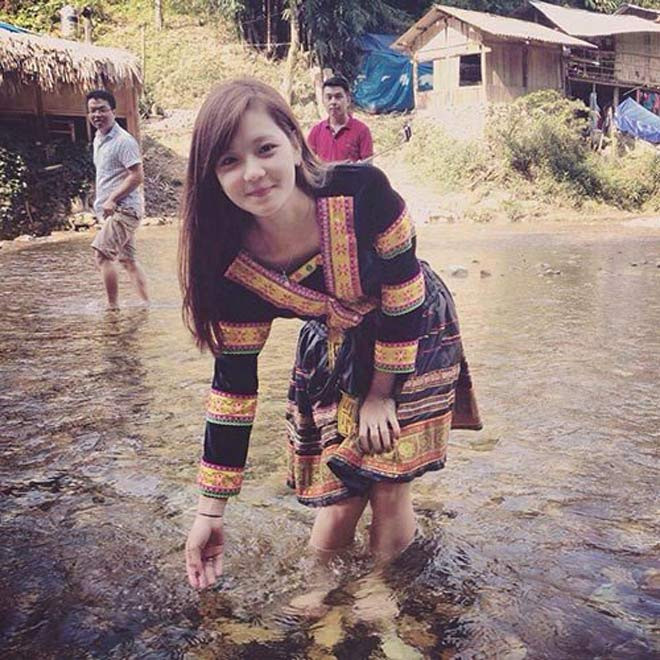 Hanh trinh “vuot can” day am anh cua “hot girl dan toc” khi mac COVID-19