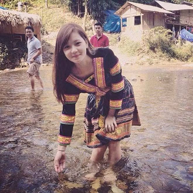 Hanh trinh “vuot can” day am anh cua “hot girl dan toc” khi mac COVID-19